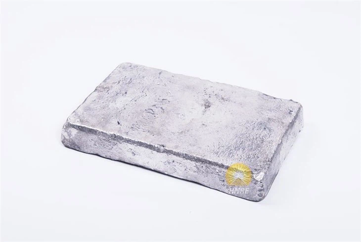 MgEr master alloy(001)